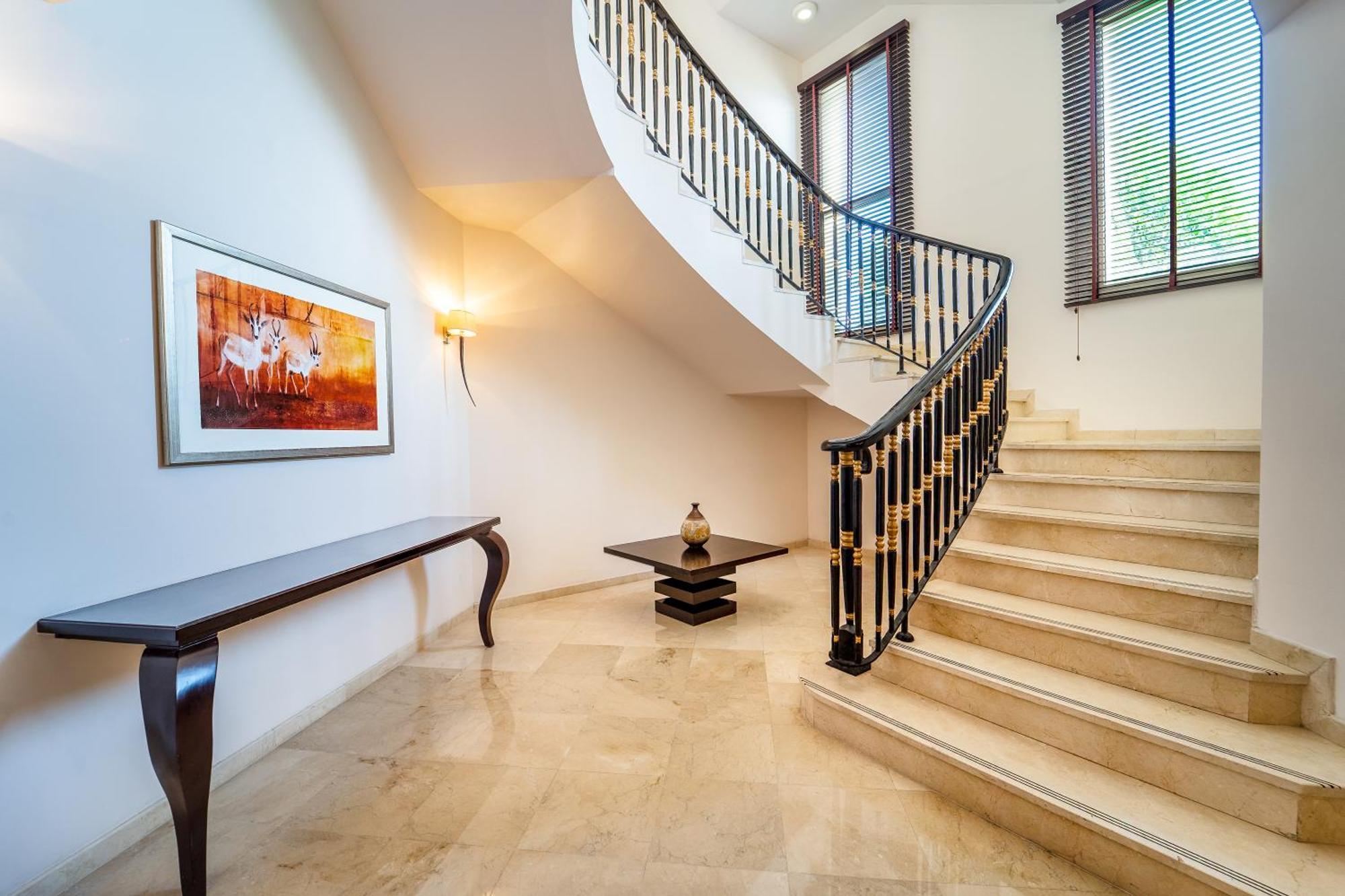 Grand Hyatt Doha Hotel & Villas Cameră foto Marble flooring